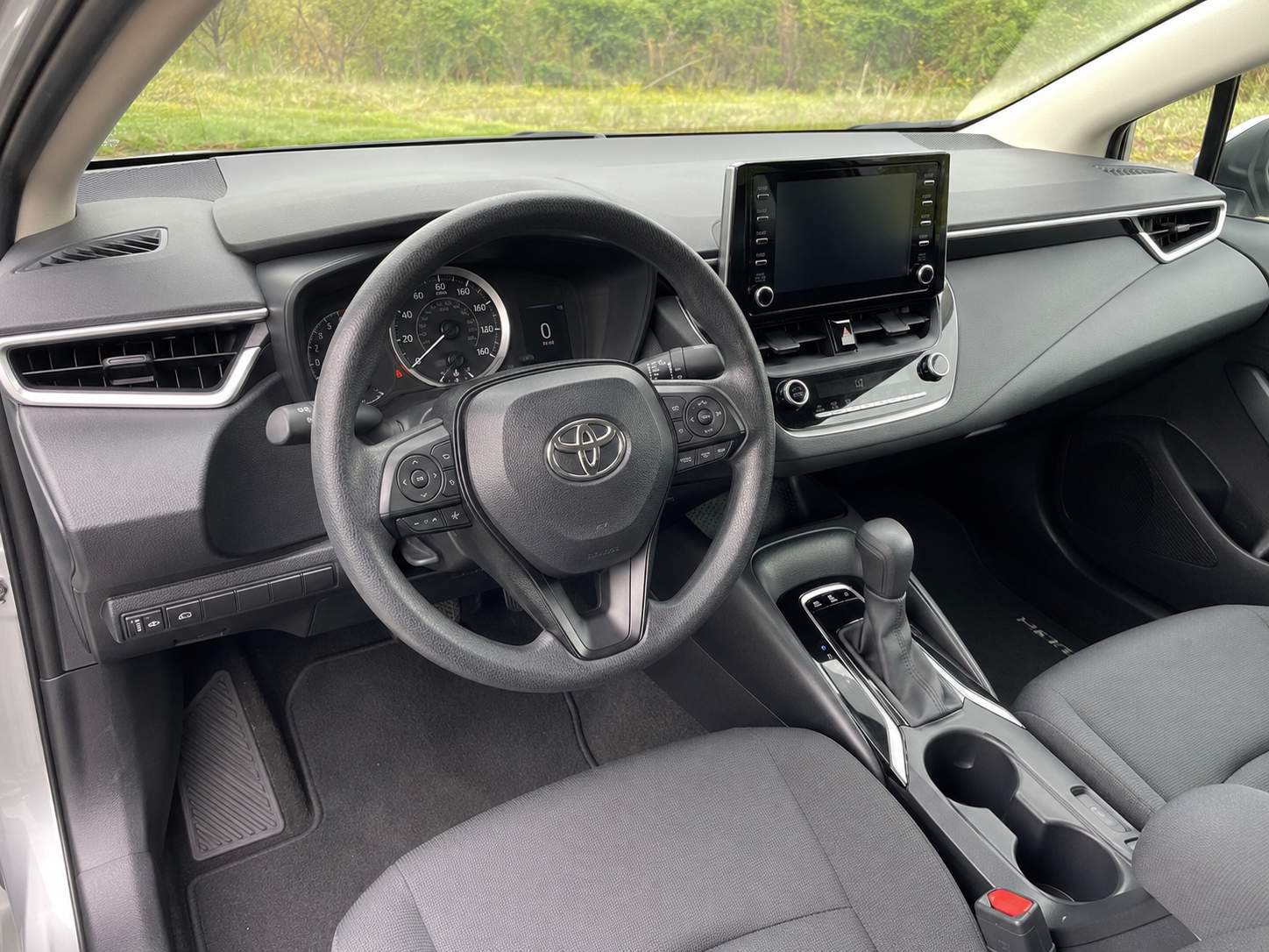 2022 Toyota Corolla interior_dashboard