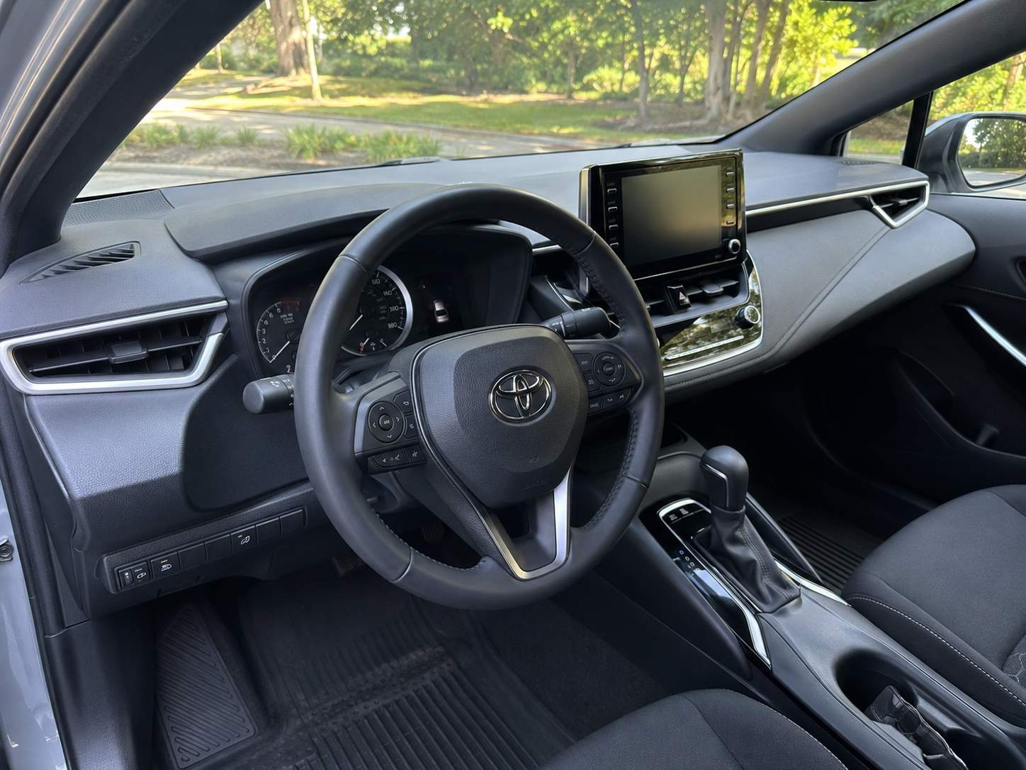 2022 Toyota Corolla interior_dashboard